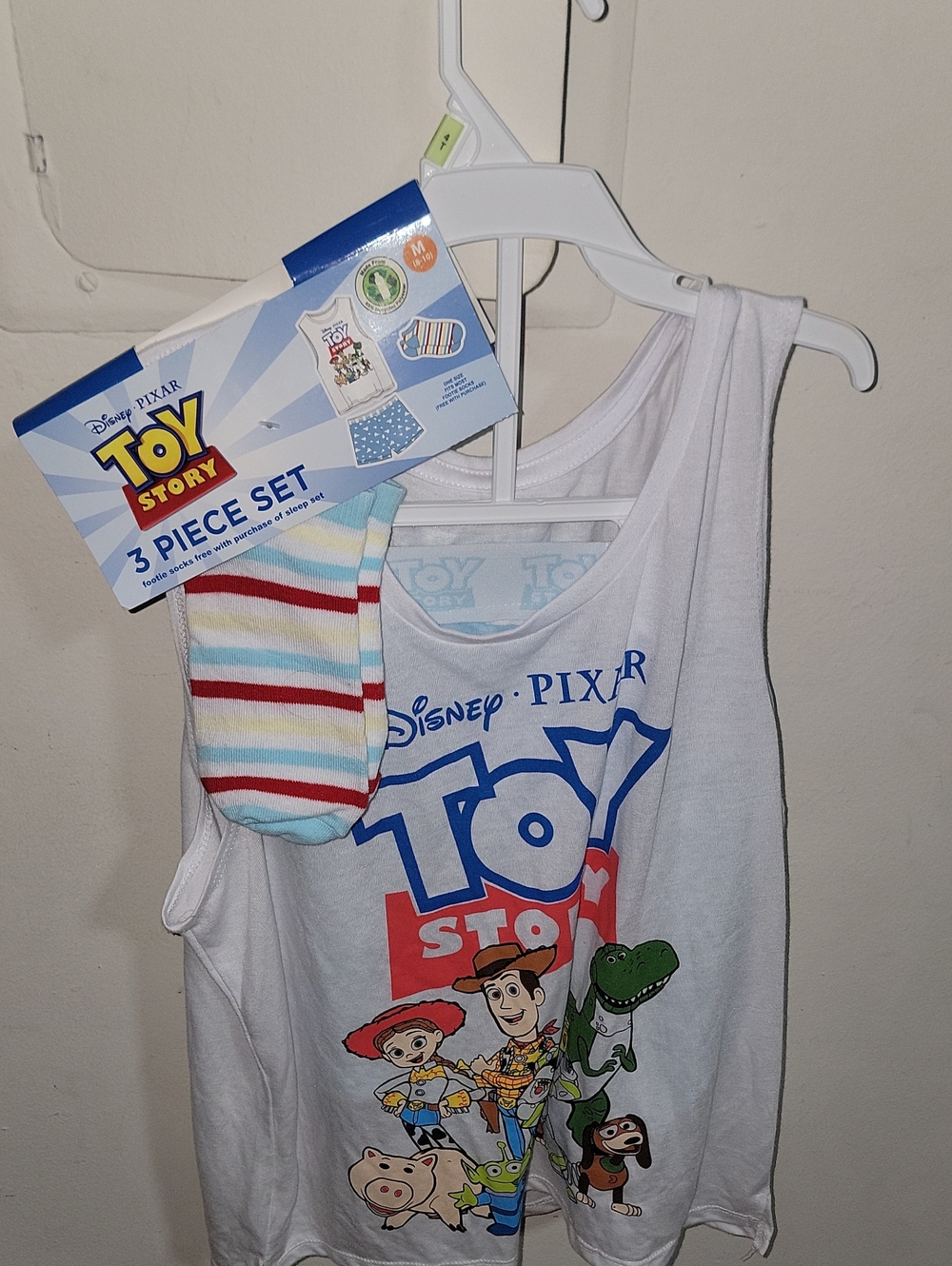 Womens Size M Graphic Tank Top, XL Shorts & Sock Set TOY STORY